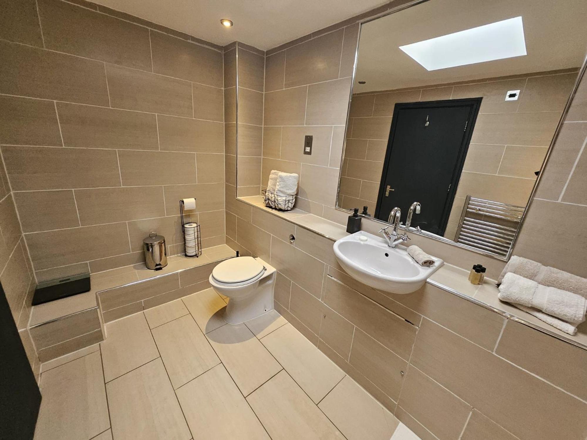 2 Bedroom City Centre Penthouse Loft Apartment Liverpool Esterno foto